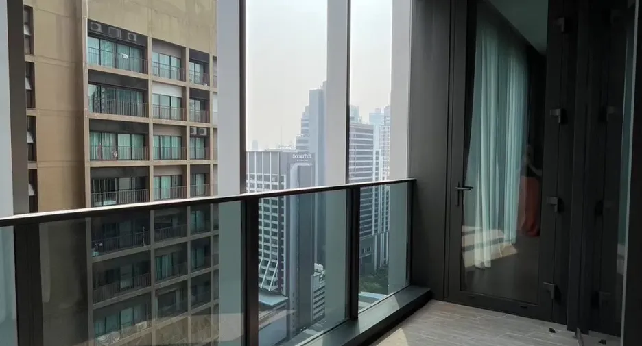 For rent 1 bed condo in Khlong Toei, Bangkok