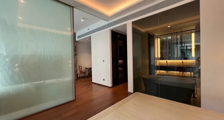 For rent 1 bed condo in Khlong Toei, Bangkok