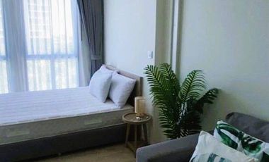 Продажа 1 кровать кондо в Пхра Кханонг, Бангкок