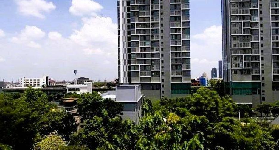 Продажа 1 кровать кондо в Пхра Кханонг, Бангкок