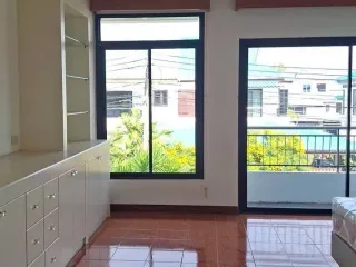 Casa adosada en alquiler de 3 habitaciones en Na Jomtien, Pattaya
