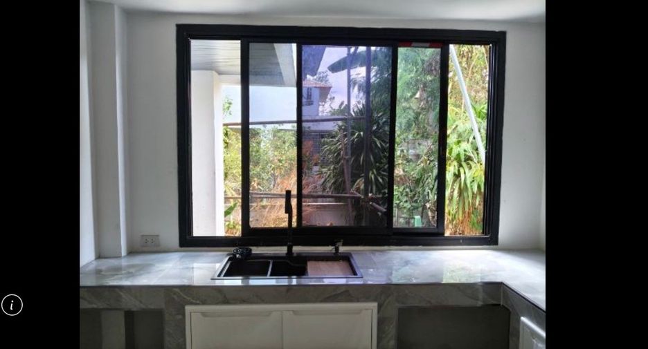 Casa adosada en alquiler de 3 habitaciones en Na Jomtien, Pattaya