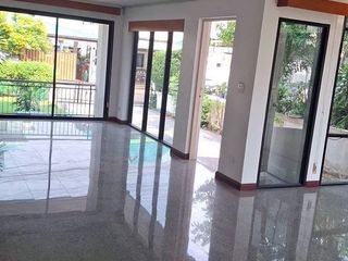 Casa adosada en alquiler de 3 habitaciones en Na Jomtien, Pattaya