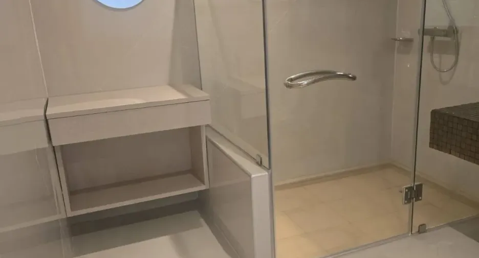 For rent 2 bedrooms condo in Bang Lamung, Chonburi