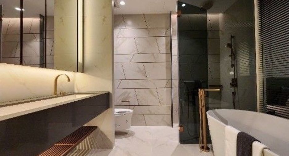 Condo en alquiler de 1 habitaciones en Khlong Toei, Bangkok