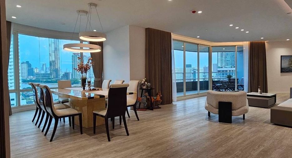 Condo en alquiler de 3 habitaciones en Bang Kho Laem, Bangkok