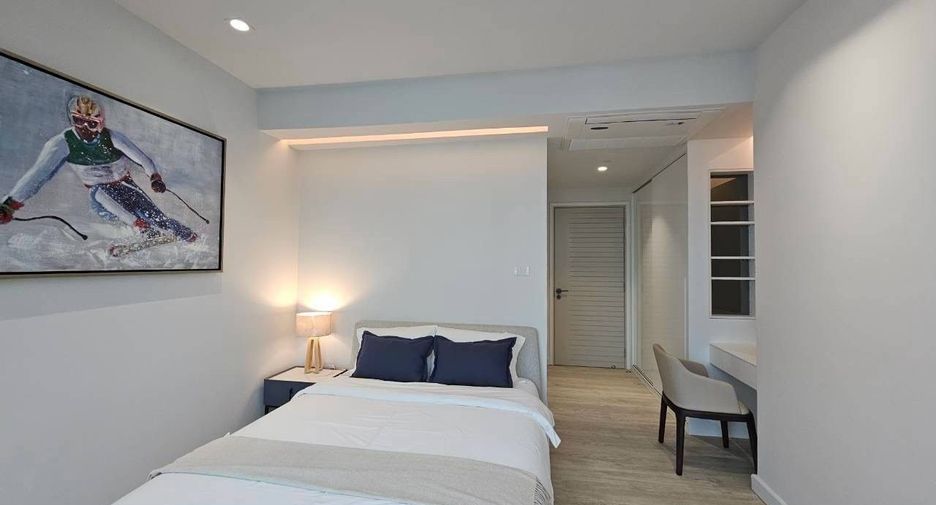 Condo en alquiler de 3 habitaciones en Bang Kho Laem, Bangkok