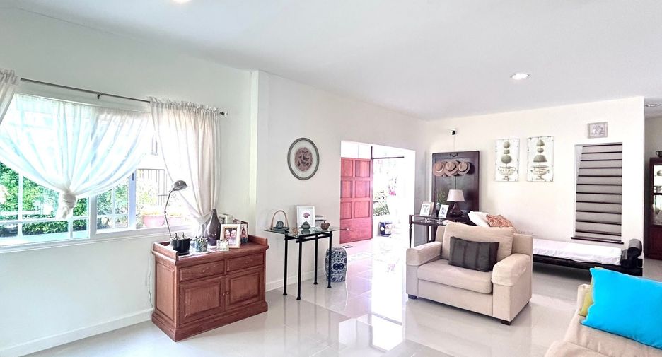 For sale and for rent 3 bedrooms house in Mueang Phuket, Phuket