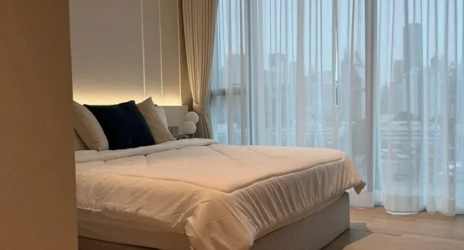 For rent 1 bed condo in Sathon, Bangkok