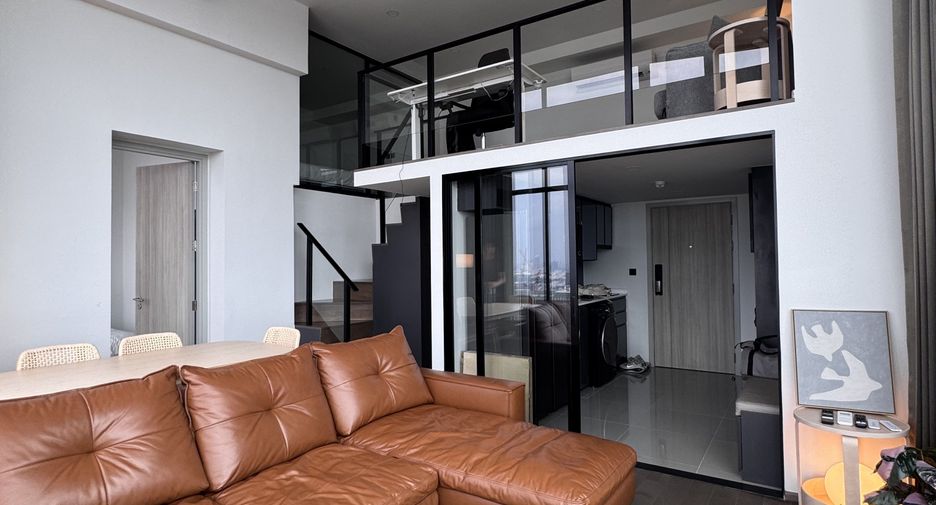 For rent 2 bedrooms condo in Bang Rak, Bangkok
