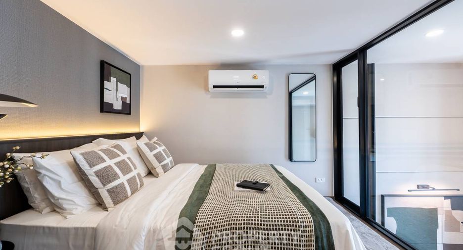 For sale 2 bedrooms condo in Khlong Toei, Bangkok