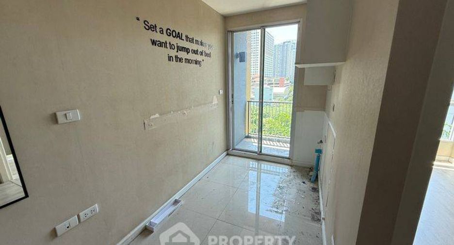 À vendre 2 chambres condo à Khlong Toei, Bangkok