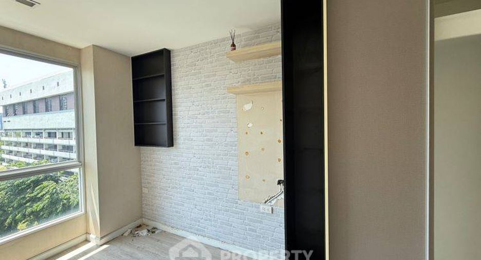 À vendre 2 chambres condo à Khlong Toei, Bangkok