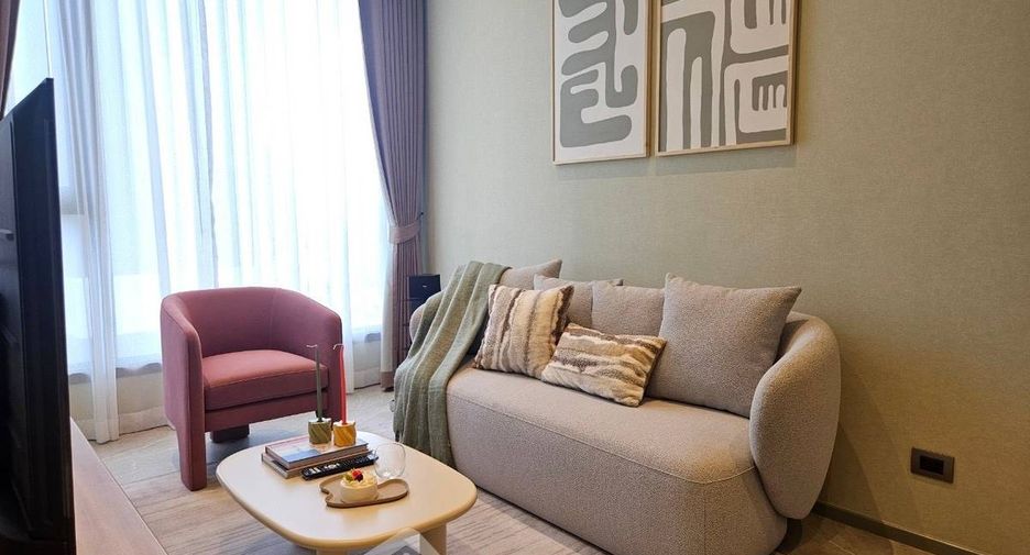 For sale 1 bed condo in Khlong Toei, Bangkok