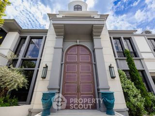 Casa en venta de 5 habitaciones en Bang Khen, Bangkok
