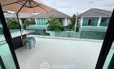 For sale 5 bedrooms villa in Bang Lamung, Chonburi