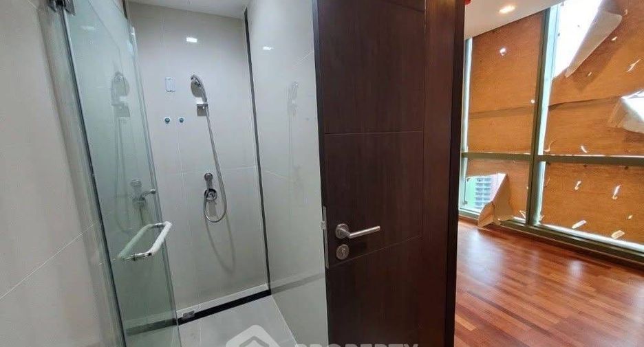 À vendre 1 chambre condo à Pathum Wan, Bangkok