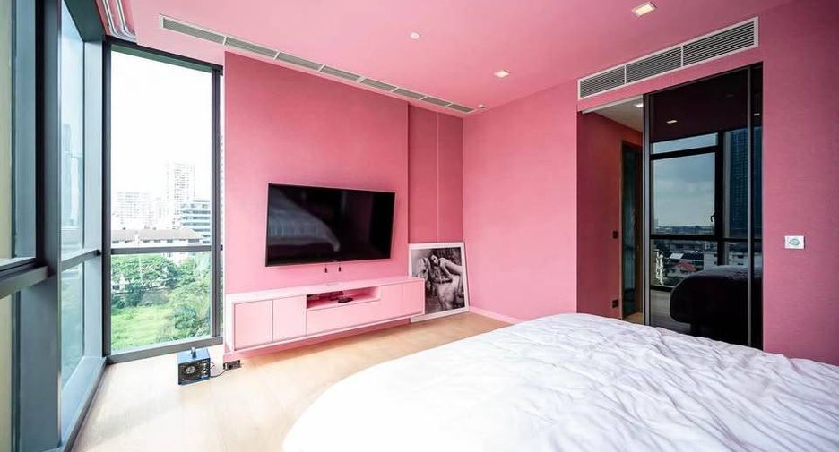 For rent and for sale 1 bed condo in Watthana, Bangkok