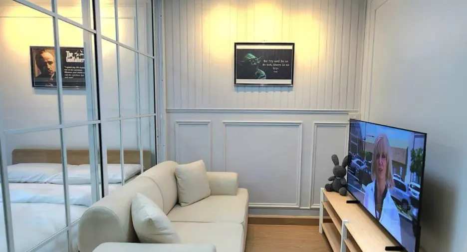 For rent studio condo in Huai Khwang, Bangkok