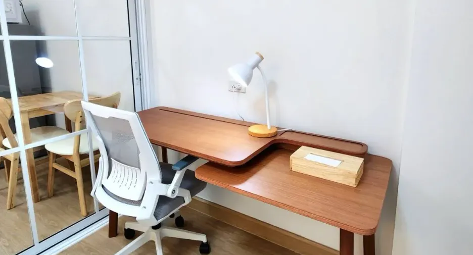 For rent studio condo in Huai Khwang, Bangkok
