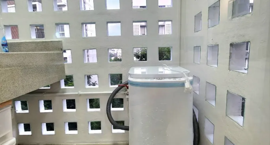 For rent studio condo in Huai Khwang, Bangkok