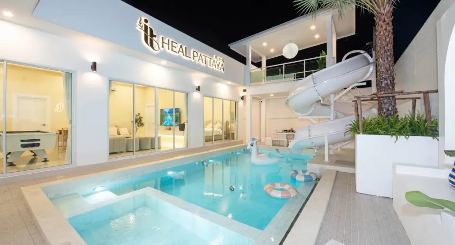 Villa zum Kauf mit 4 Zimmer in Huay Yai, Pattaya
