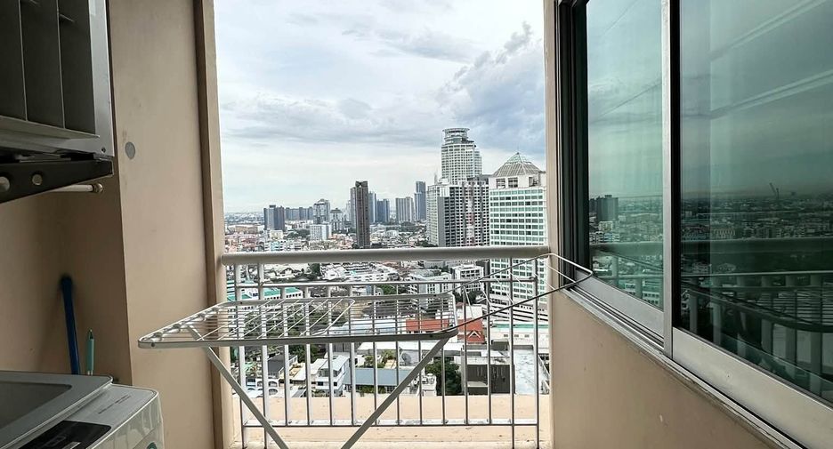 Condo en alquiler de 1 habitaciones en Khlong Toei, Bangkok