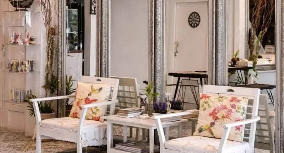 For rent 8 bedrooms house in Saraphi, Chiang Mai