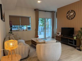For rent 3 bedrooms townhouse in Bang Na, Bangkok