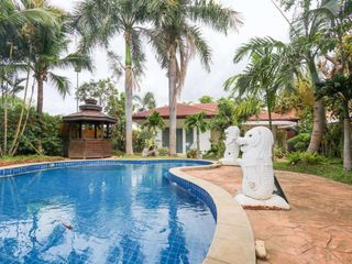 Casa en alquiler de 2 habitaciones en San Kamphaeng, Chiang Mai