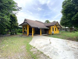 Casa en alquiler de 3 habitaciones en San Kamphaeng, Chiang Mai