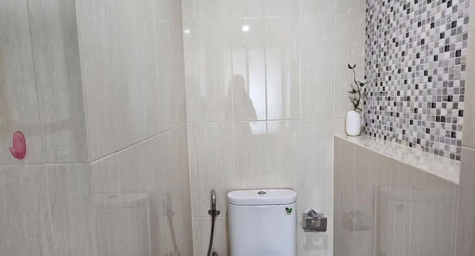 For rent 2 bedrooms condo in Huai Khwang, Bangkok