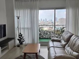 For rent 2 bedrooms condo in Huai Khwang, Bangkok