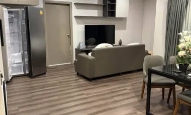 For rent 2 bedrooms condo in Huai Khwang, Bangkok