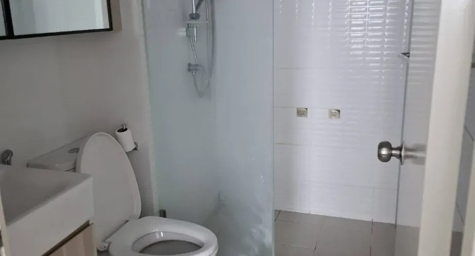 Condo en venta y en alquiler de 1 habitaciones en Chatuchak, Bangkok