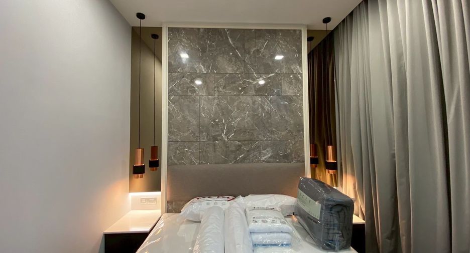 For sale 1 bed condo in Khlong Toei, Bangkok