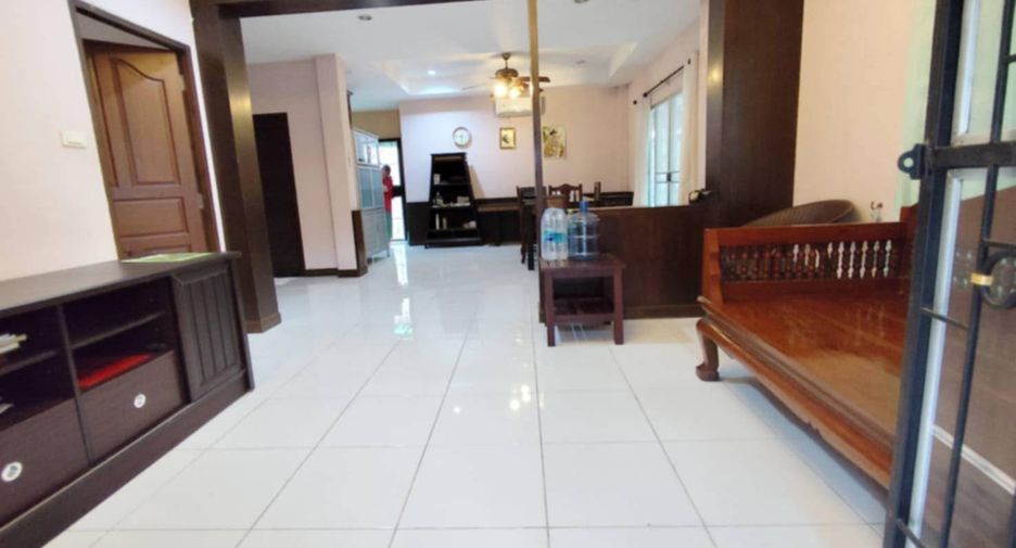 出售 4 卧室 独立屋 在 Bang Lamung, Chon Buri