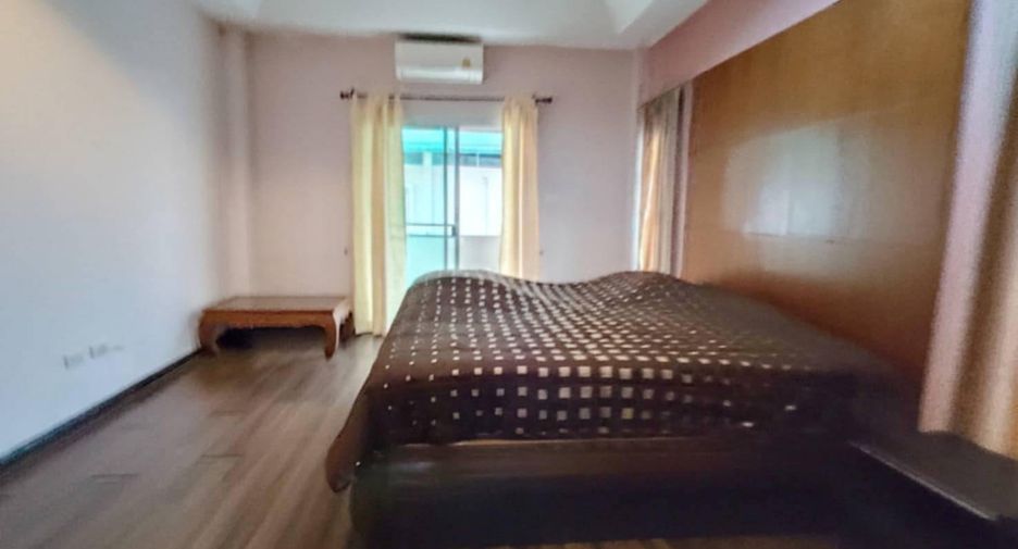 出售 4 卧室 独立屋 在 Bang Lamung, Chon Buri
