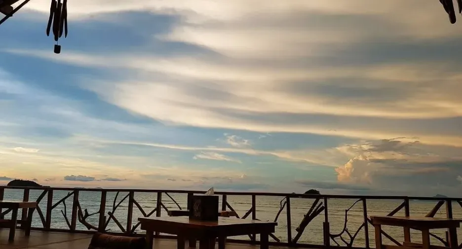 For sale 22 bedrooms hotel in Ko Lanta, Krabi