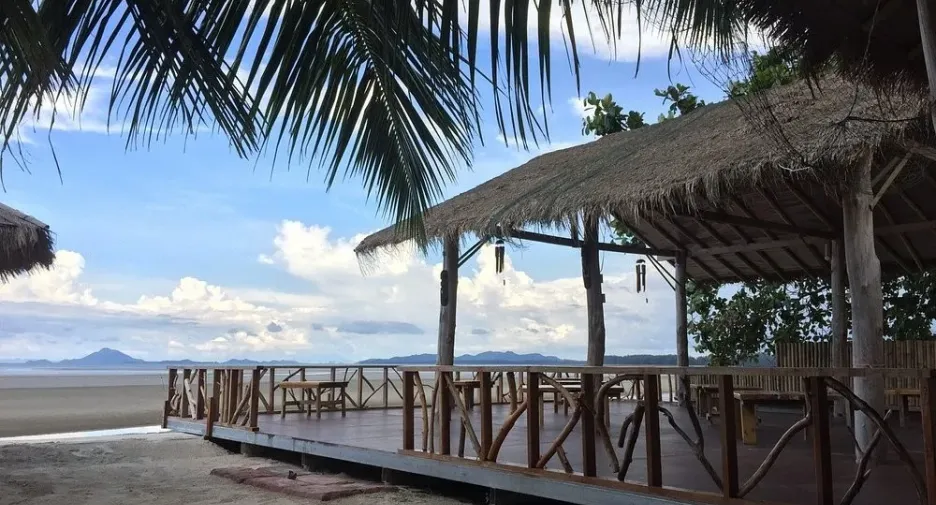 For sale 22 bedrooms hotel in Ko Lanta, Krabi