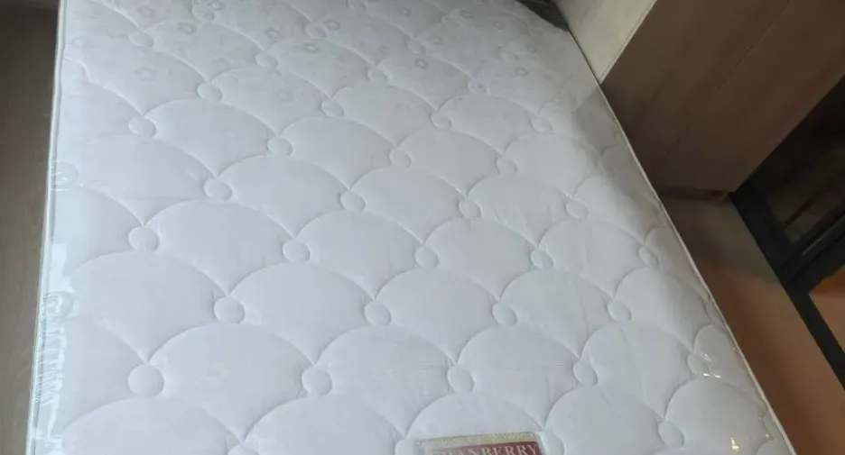 For rent 1 bed condo in Bangkok Noi, Bangkok