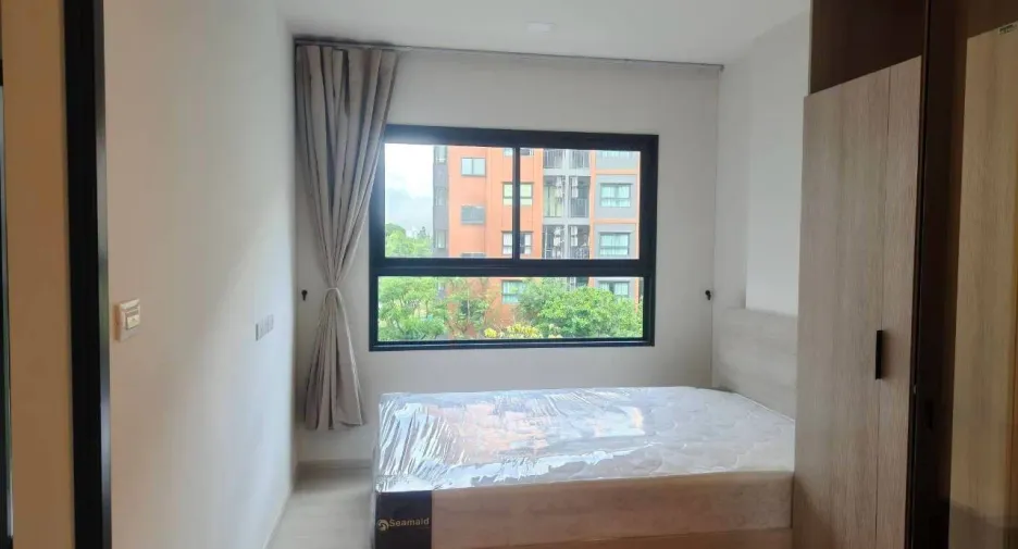 For rent 1 bed condo in Bangkok Noi, Bangkok