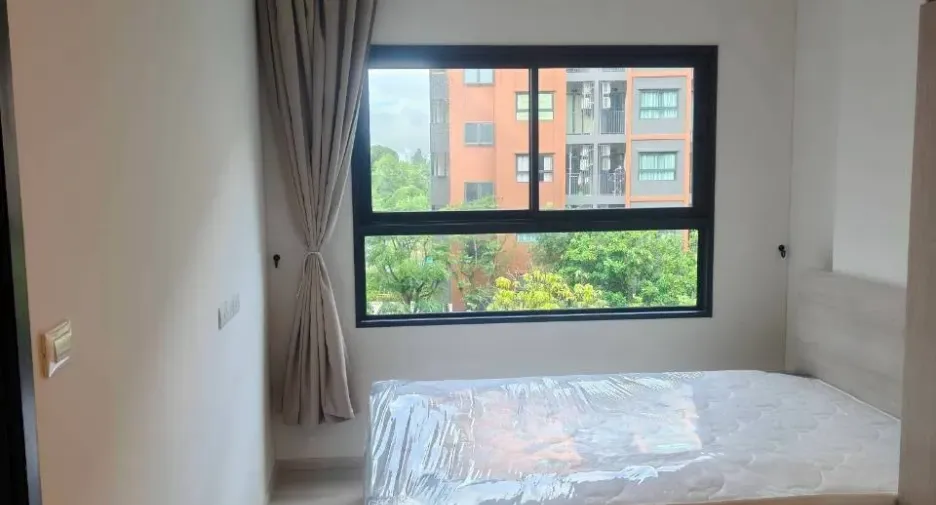 For rent 1 bed condo in Bangkok Noi, Bangkok