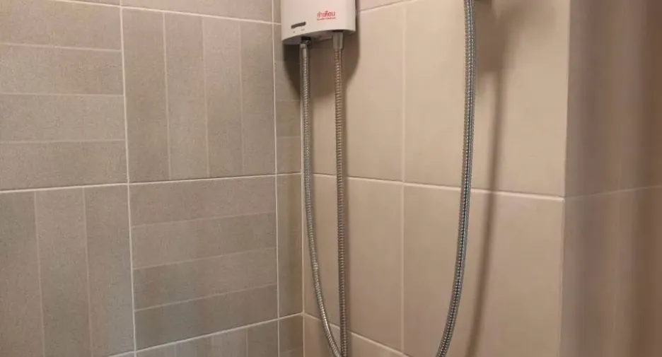 For rent 1 bed condo in Bangkok Noi, Bangkok