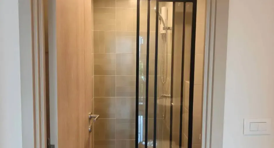 For rent 1 bed condo in Bangkok Noi, Bangkok