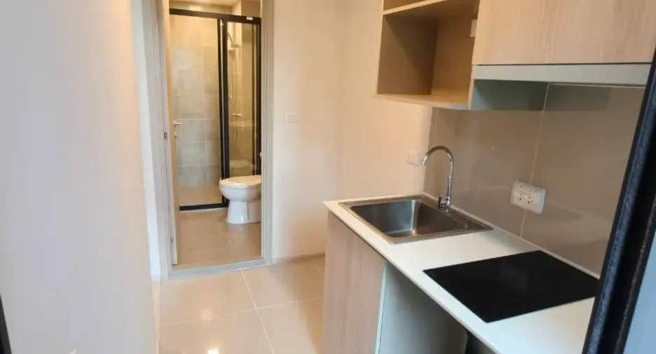For rent 1 bed condo in Bangkok Noi, Bangkok