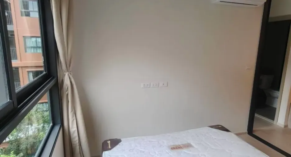 For rent 1 bed condo in Bangkok Noi, Bangkok