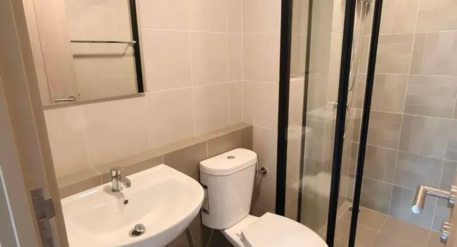 For rent 1 bed condo in Bangkok Noi, Bangkok