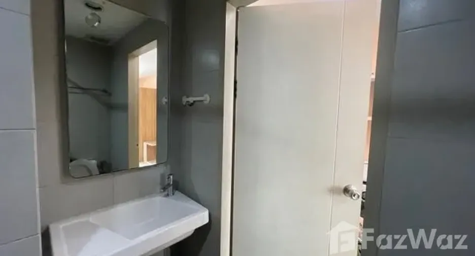 For rent studio condo in Bang Na, Bangkok