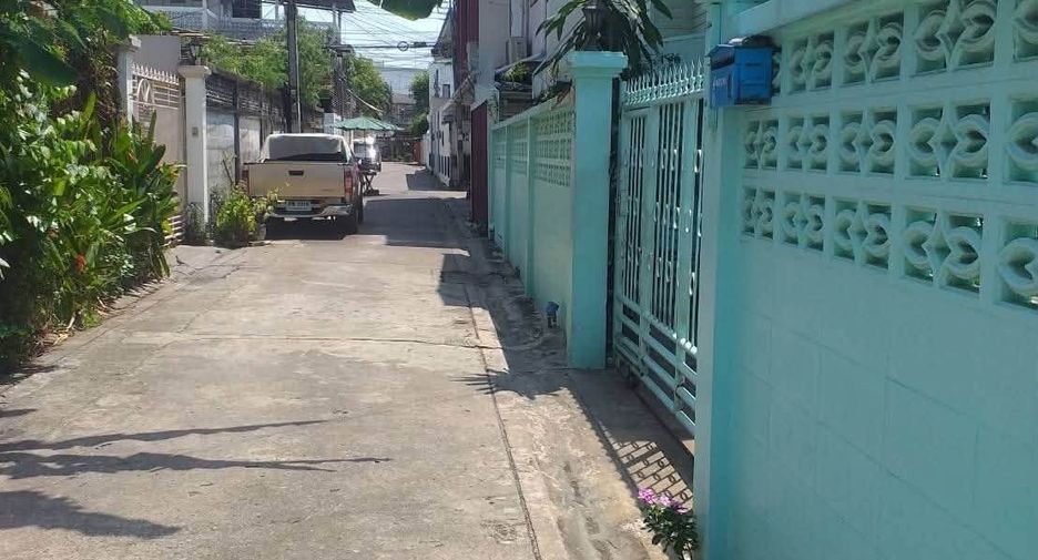 出租 2 卧室 独立屋 在 Thon Buri, 曼谷